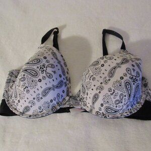 Victoria's Secret PINK Wear Everywhere Lightly Lined Bra  36DD